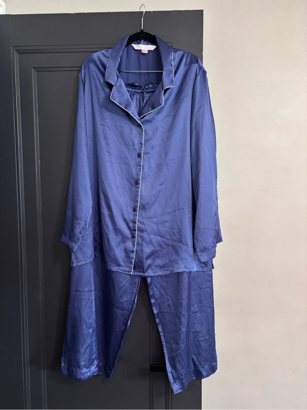 Victoria's Secret Navy Satin Pajama Set